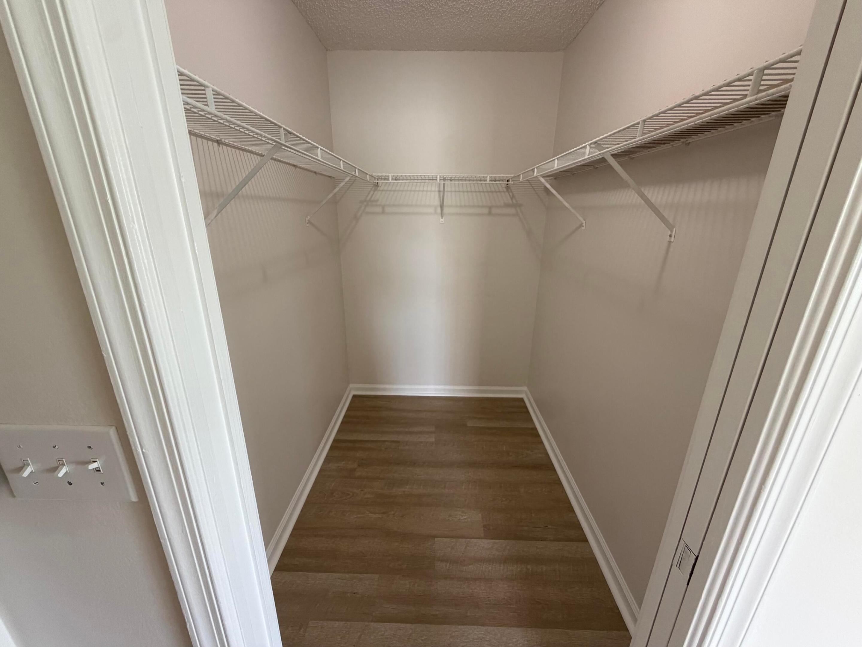 RAINBOW LAKES 2 - Residential Lease