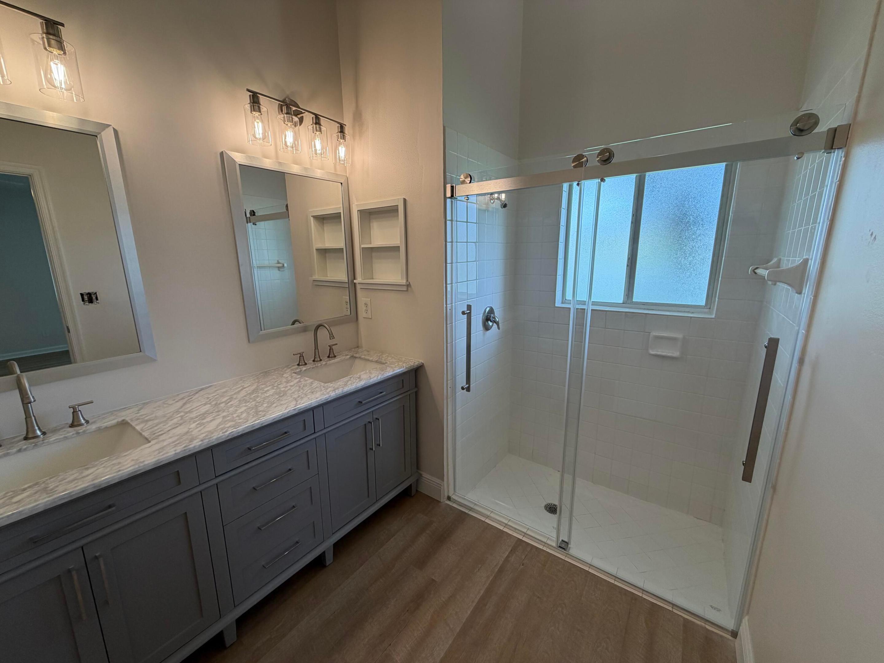 RAINBOW LAKES 2 - Residential Lease
