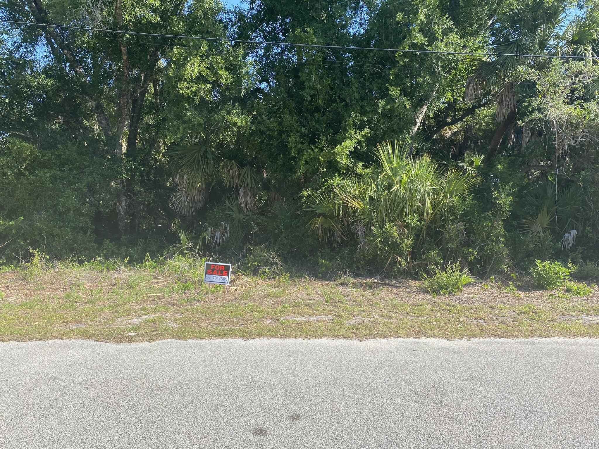 Buildable lot in lovely and quickly developing residential area of North Port. Many newly built houses in this area. Flood Zone X (not in flood zone). Excellent, prime location, very close to Atwater Dr,and I-75. Near dining, shopping, golf.