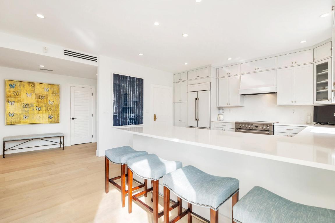 FOUR-O-ONE WORTH AVE BLDG COND - Residential
