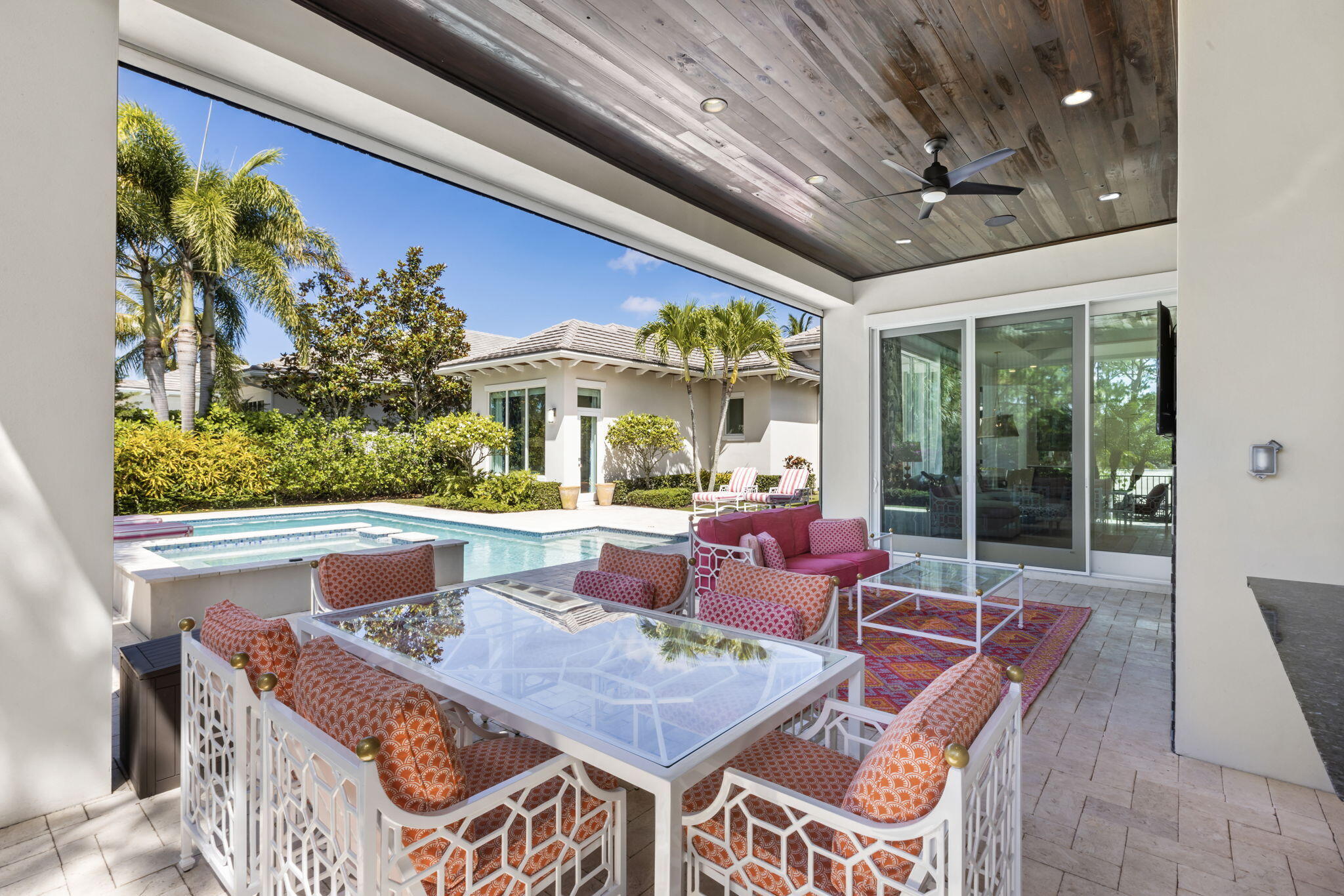 OLD PALM PL - Residential