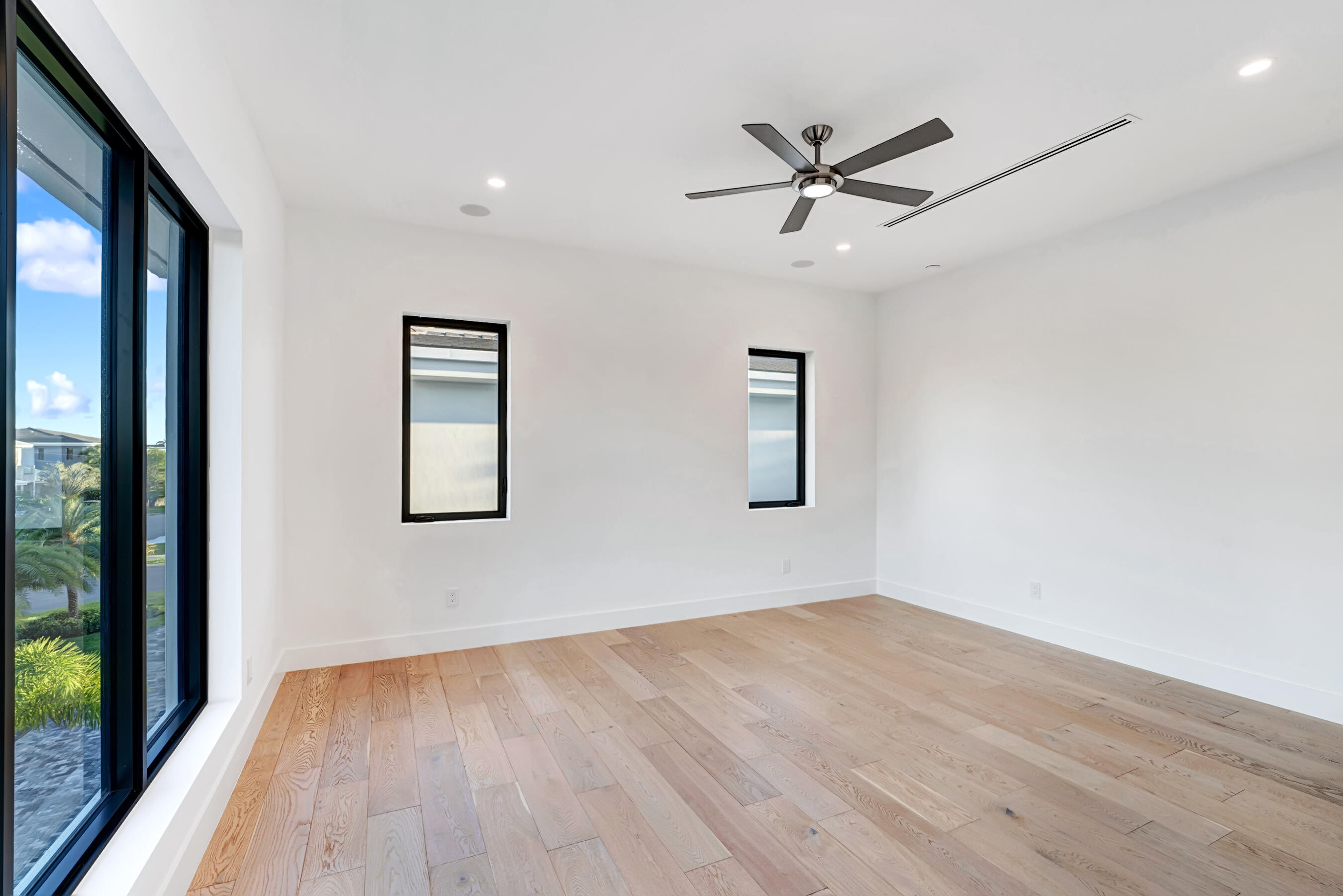 BOCA VILLAS HEIGHTS - Residential