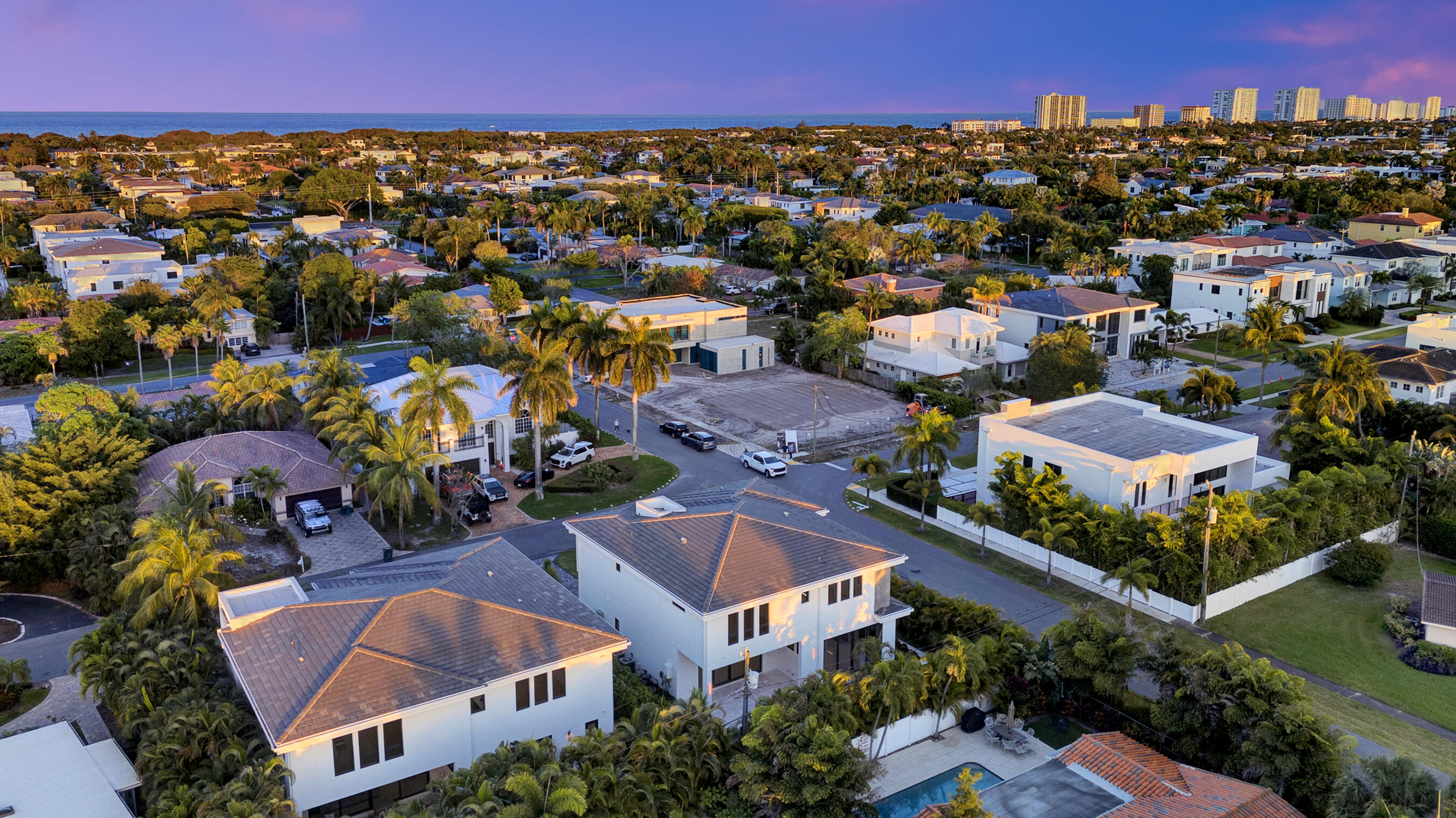 BOCA VILLAS HEIGHTS - Residential