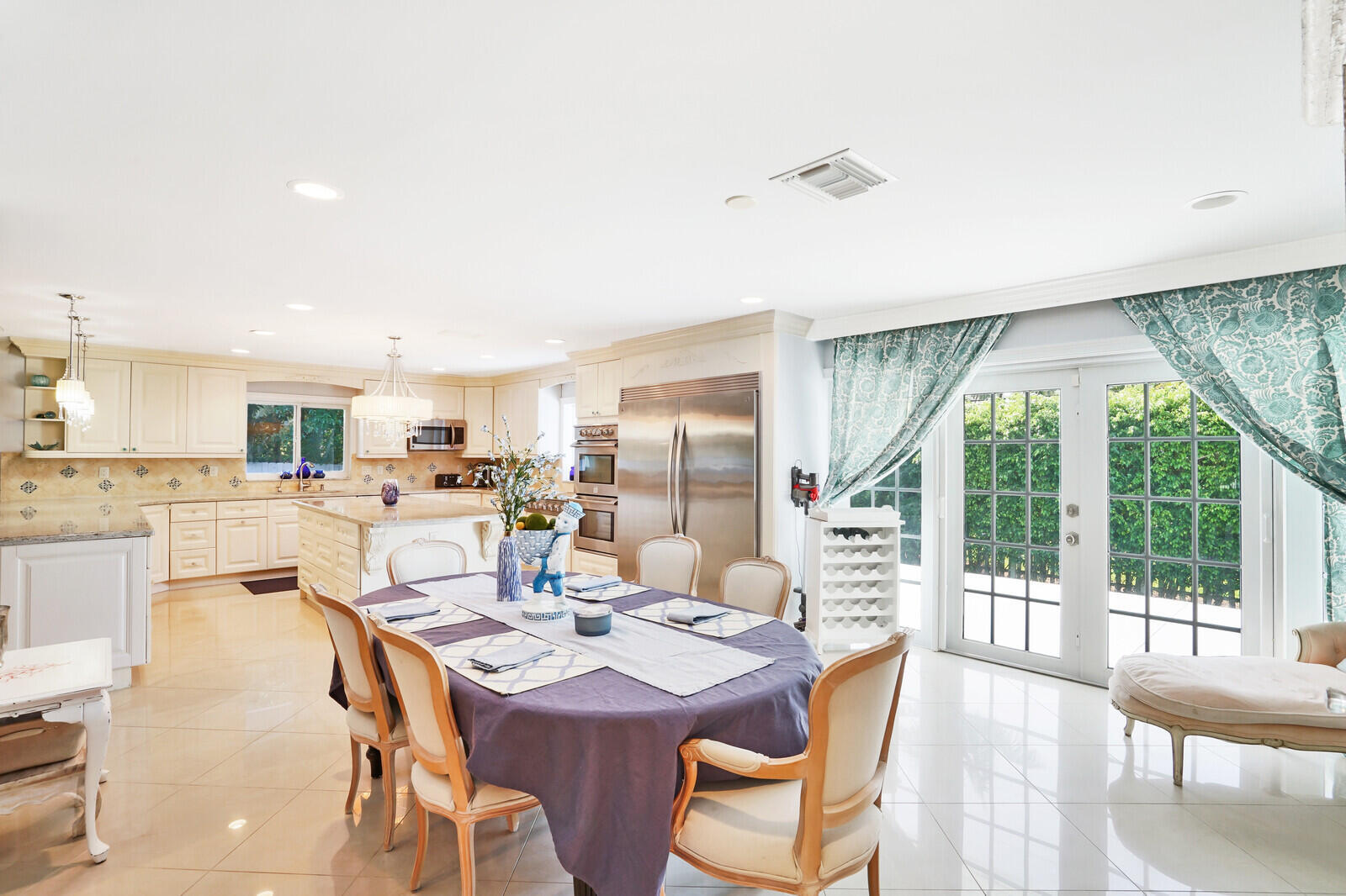 BOYNTON BEACH PARK - Residential Lease
