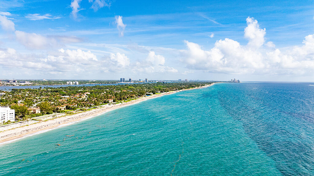TWO NORTH BREAKERS ROW CONDO - Residential