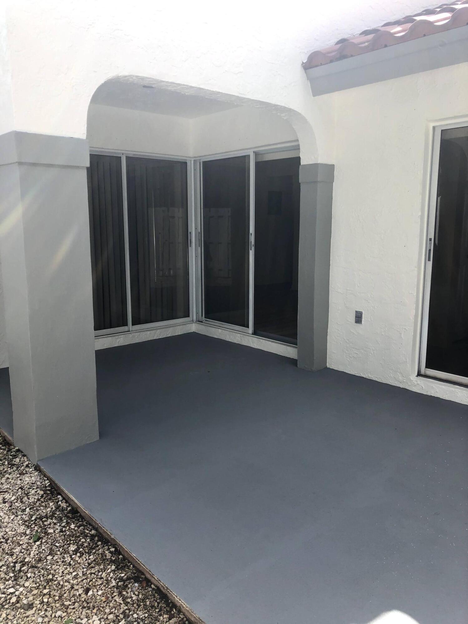COUNTRY ISLES PHASE II - Residential Lease