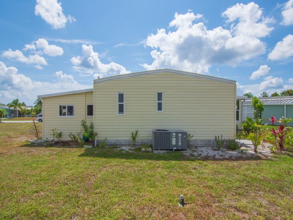 Pinelake Village Mobile Home Park - Residential