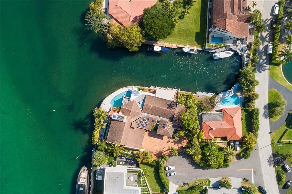 Sun & Surf Club Community - Residential