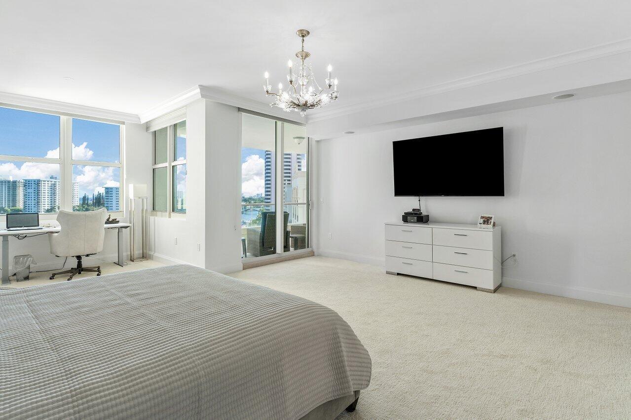 MIZNER GRAND COND - Residential
