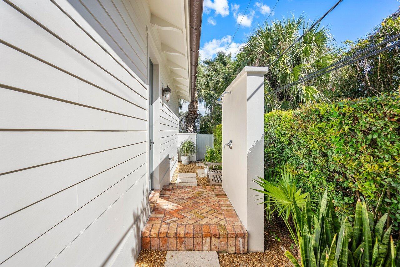 DELRAY BEACH ESPLANADE - Residential