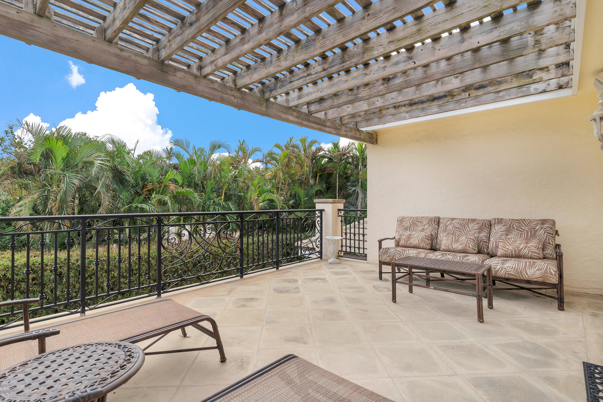 ESPLANADE ESTATES - Residential