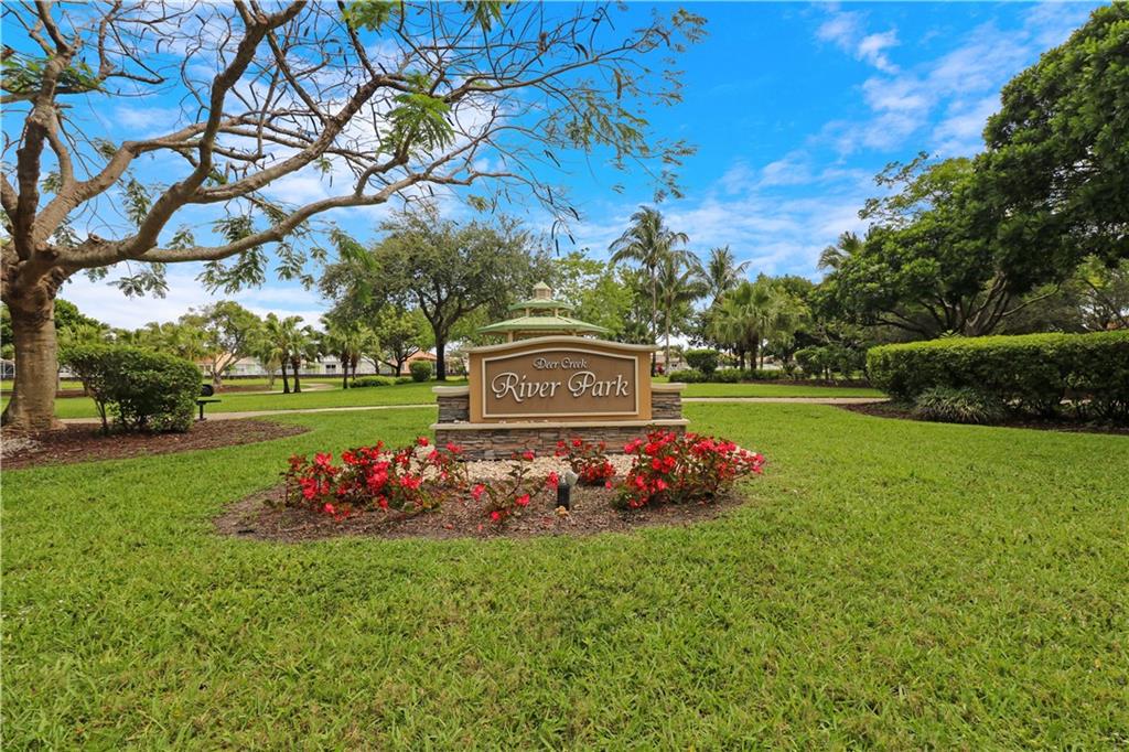 Townehomes of Deer Creek - Residential