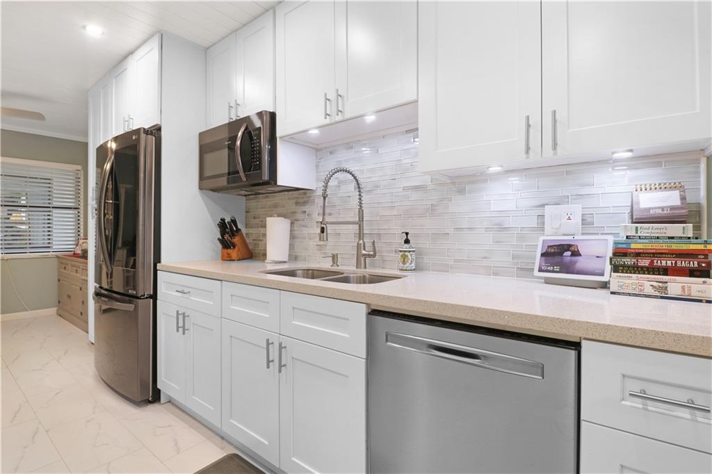 Townehomes of Deer Creek - Residential
