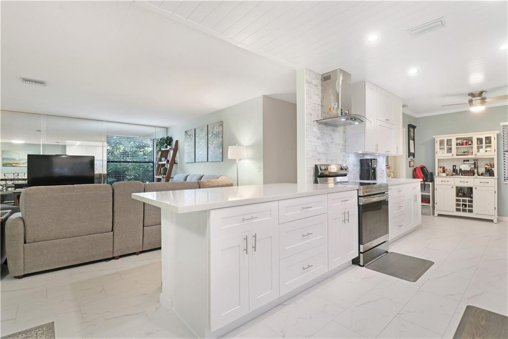 Townehomes of Deer Creek - Residential
