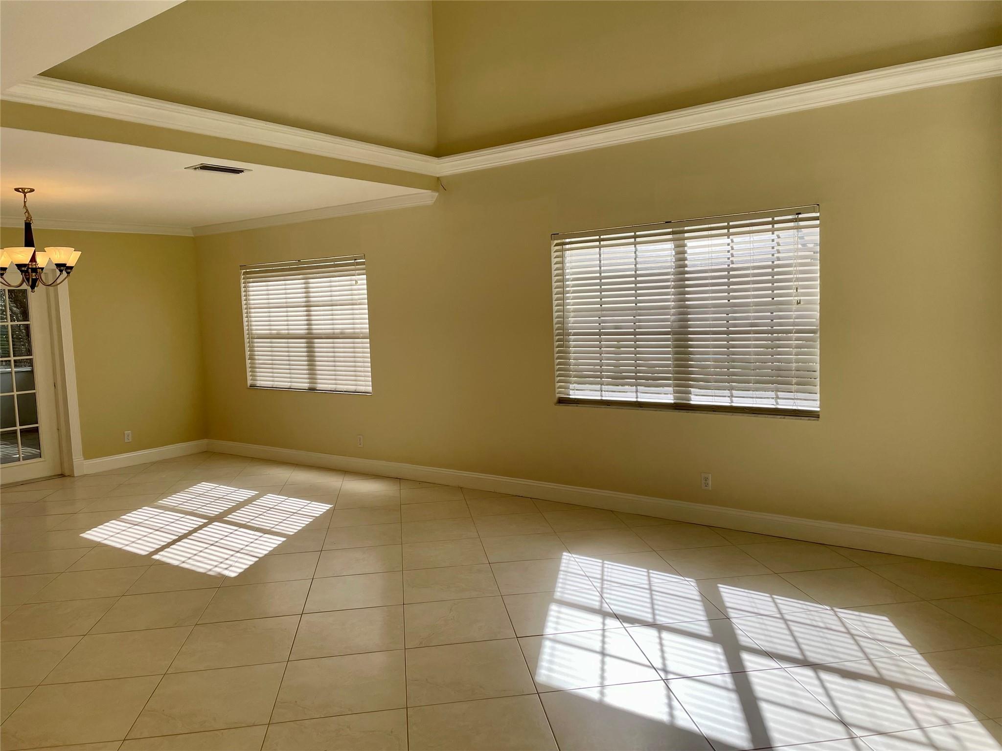 Jacaranda Prcl 610 130-33 - Residential