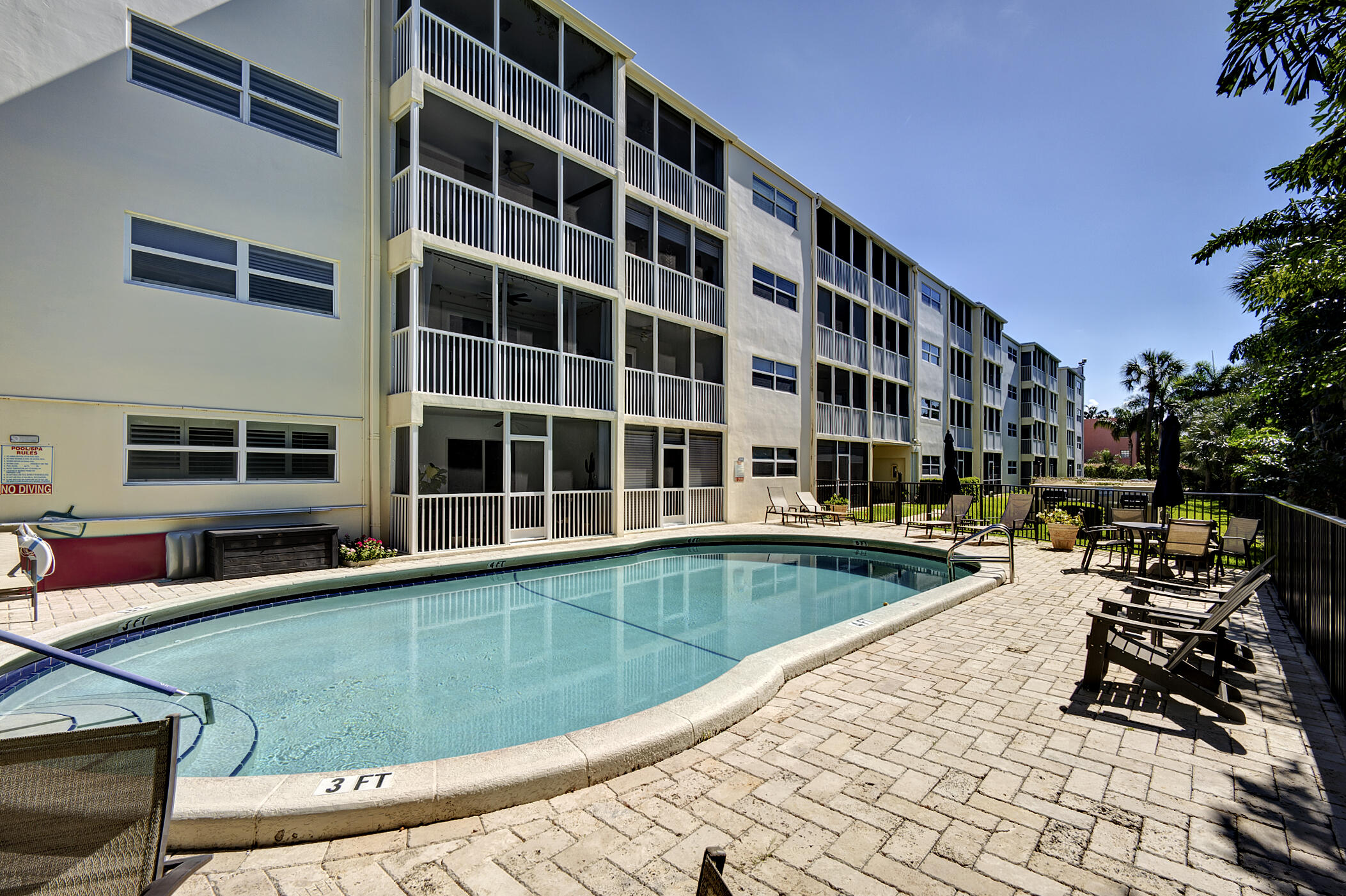 BOCA GOLFVIEW - Residential