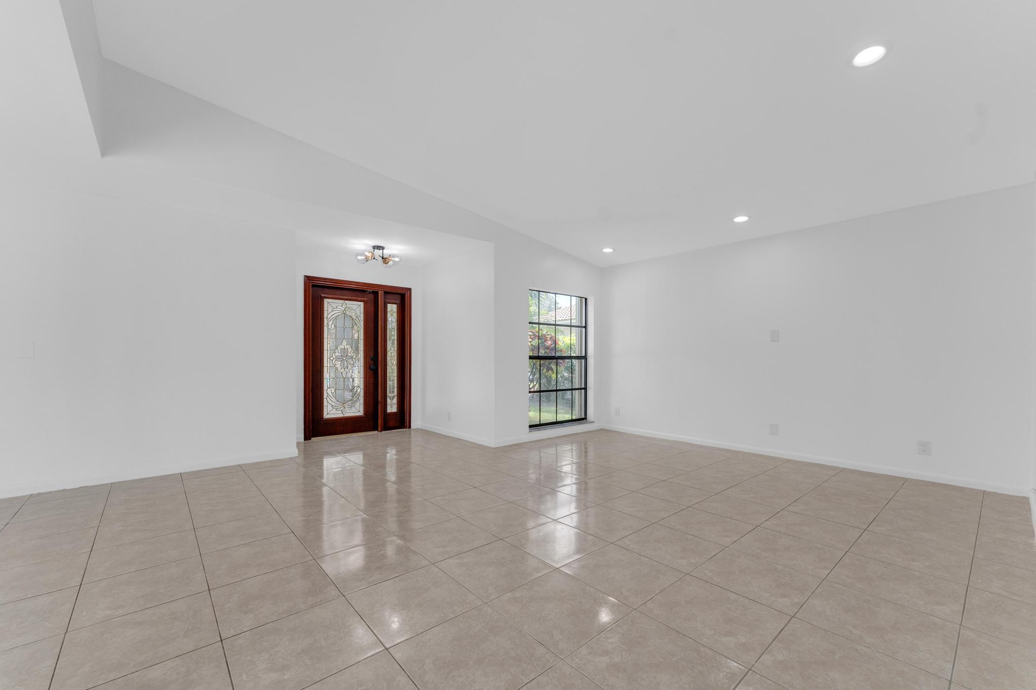 BOCA GREENS 5 - Residential Lease