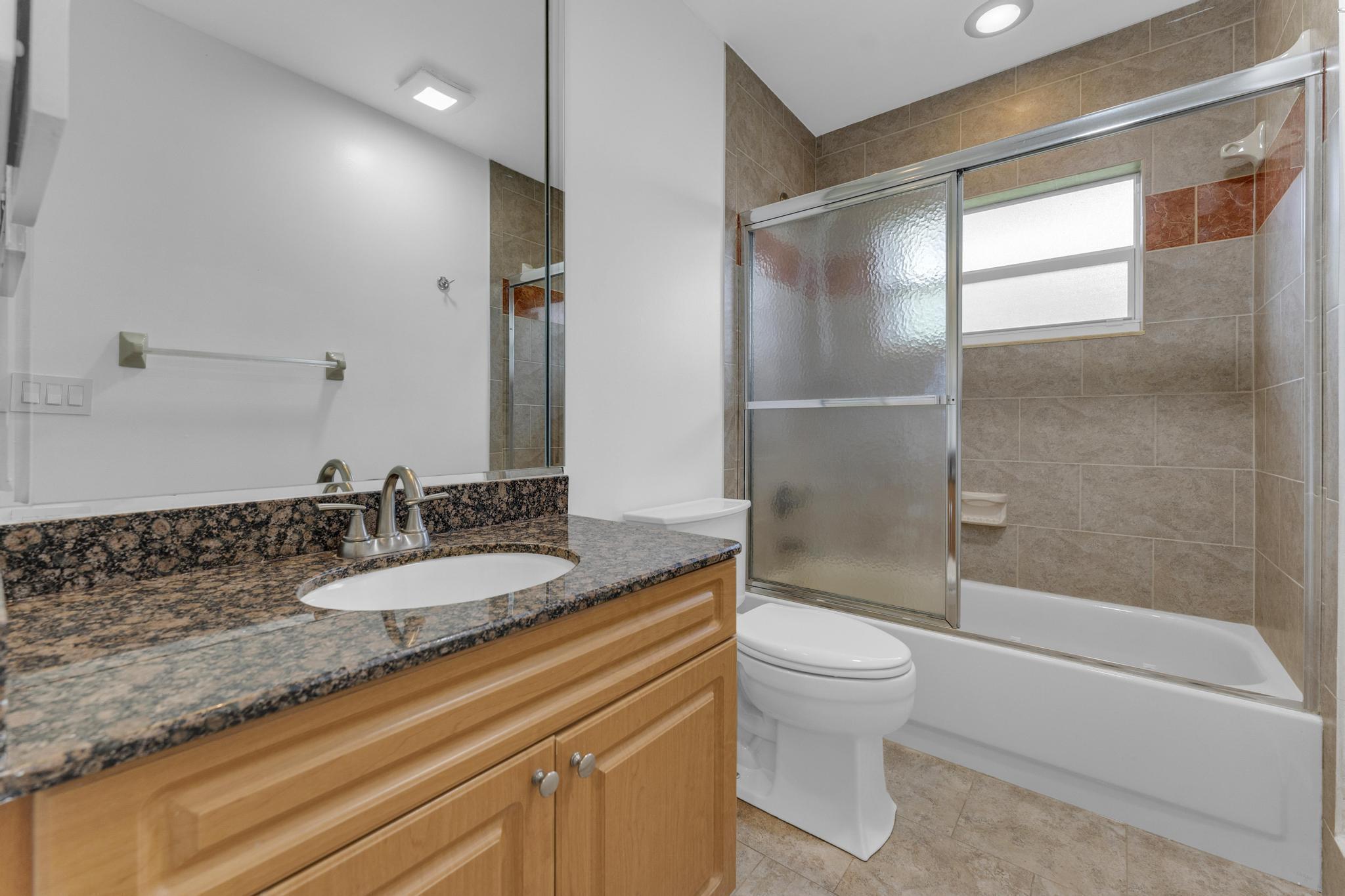 BOCA GREENS 5 - Residential Lease