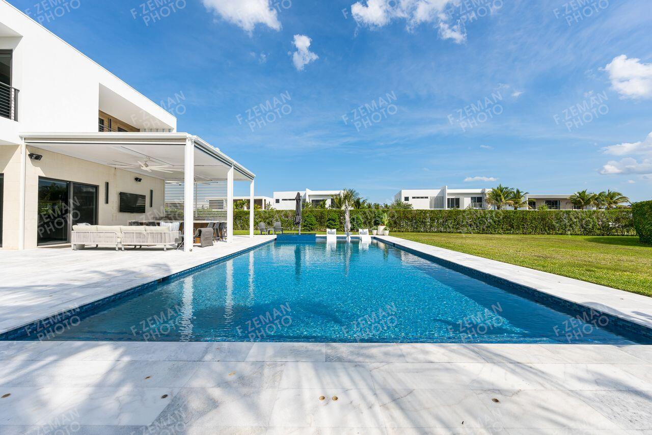 WESTON ESTATES - Residential