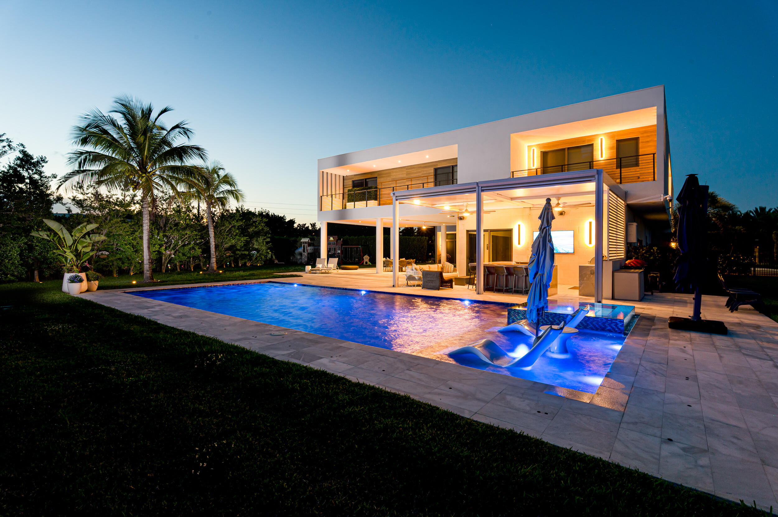 WESTON ESTATES - Residential