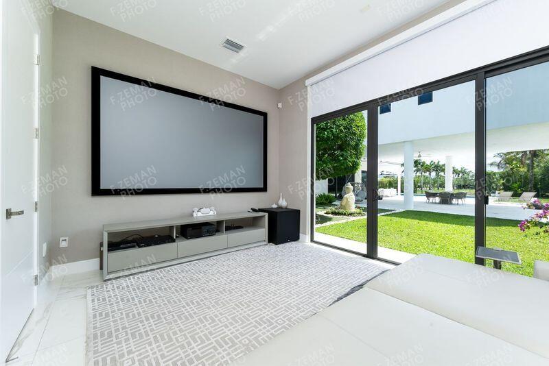 WESTON ESTATES - Residential
