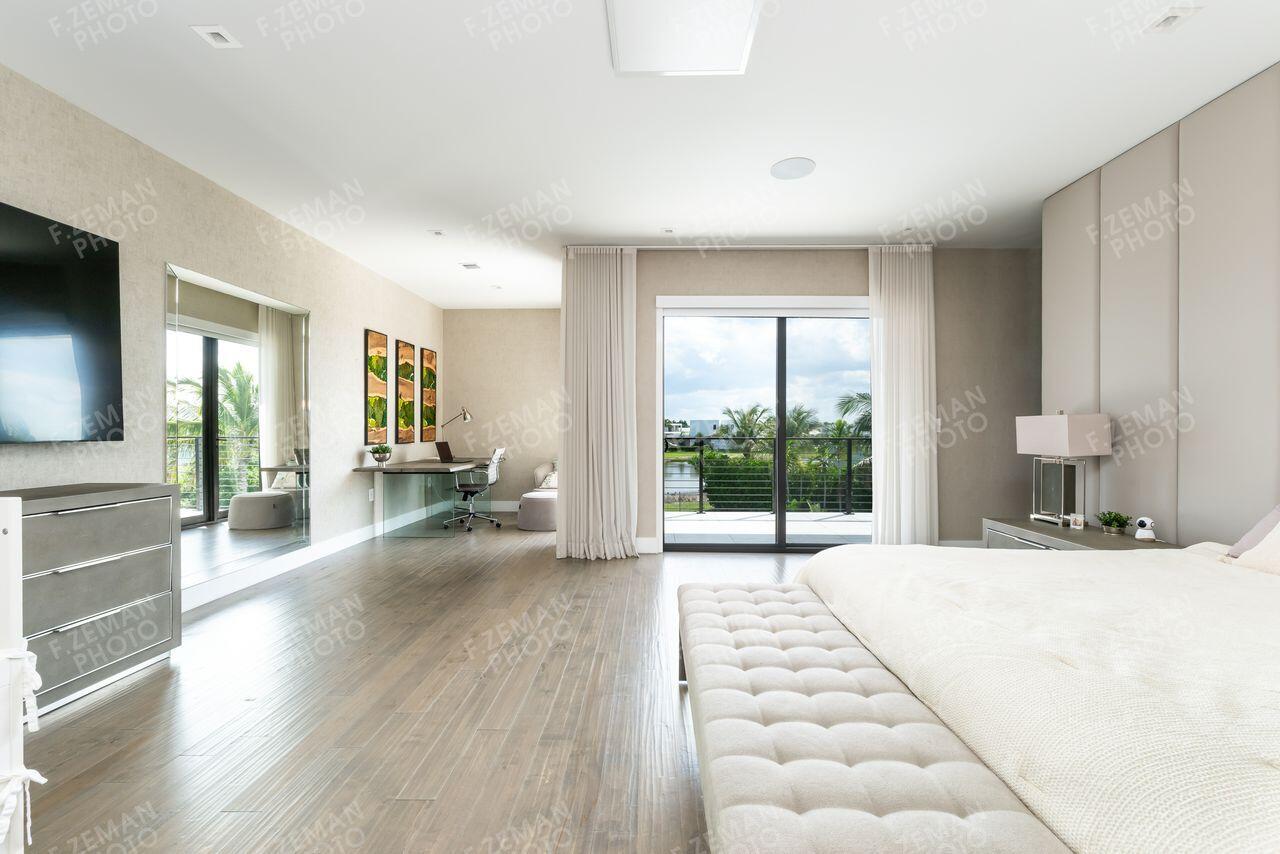 WESTON ESTATES - Residential