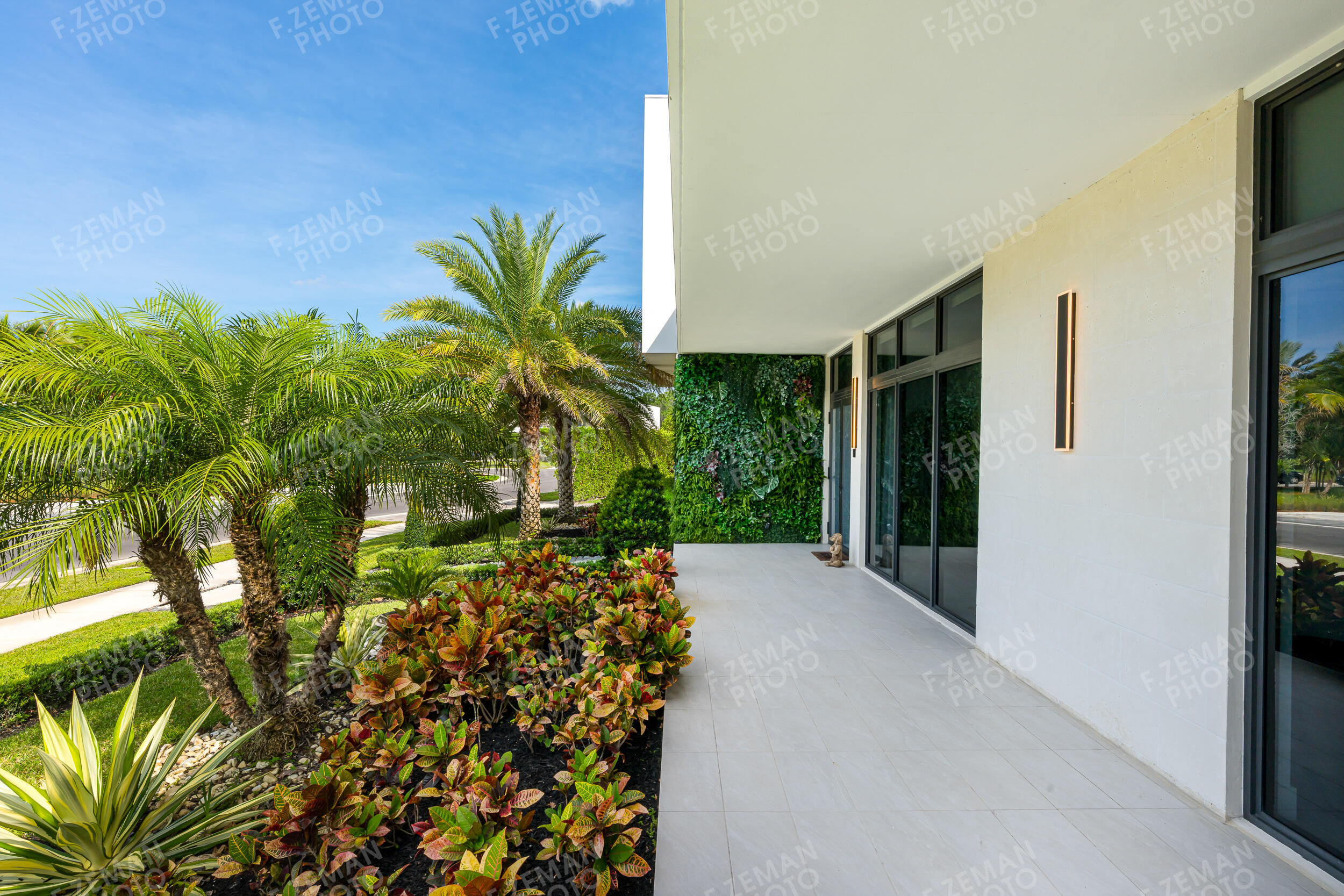WESTON ESTATES - Residential