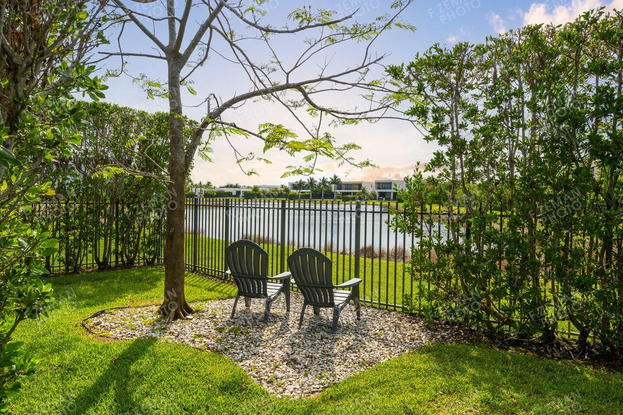 WESTON ESTATES - Residential