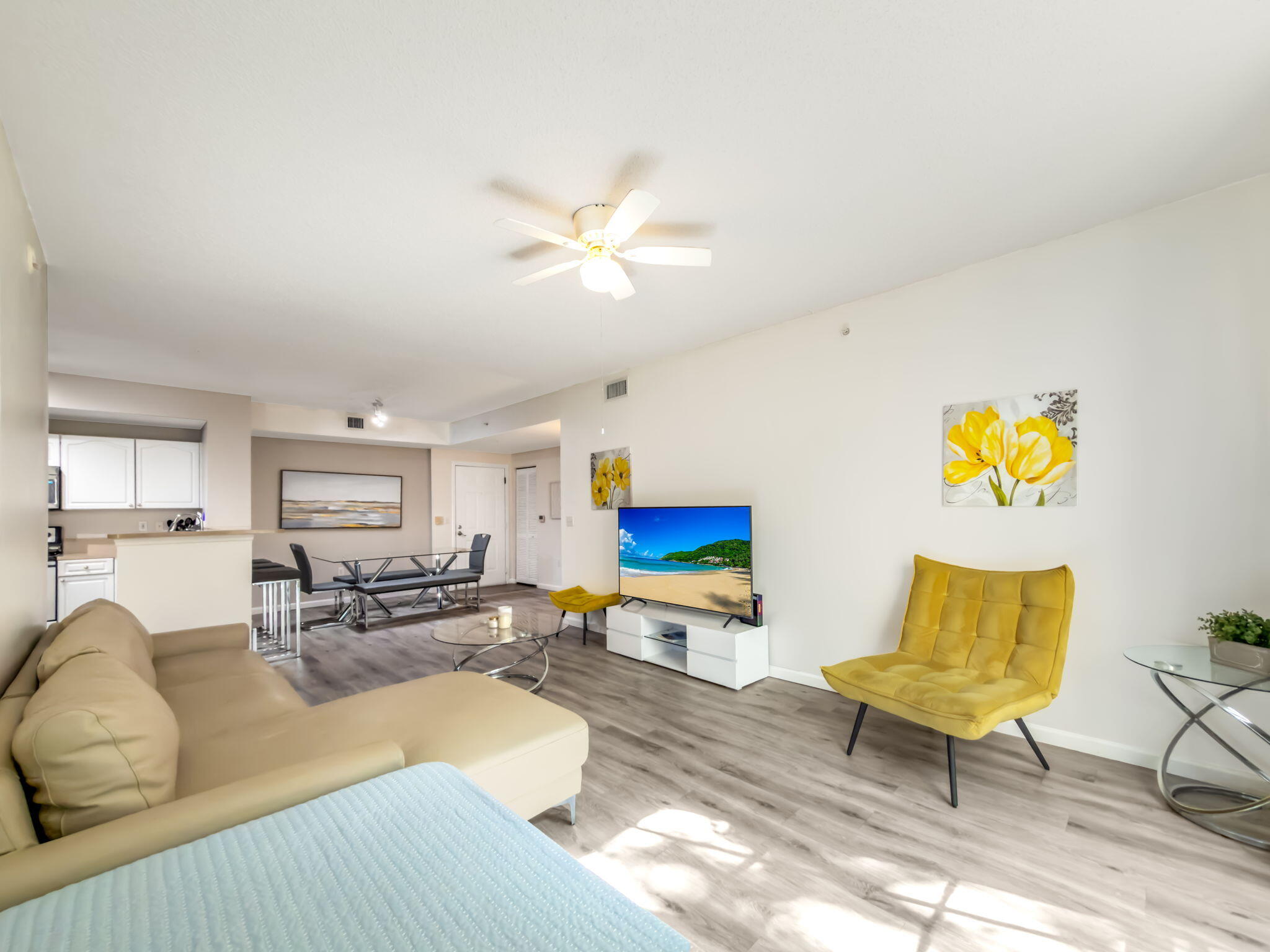 COURTYARDS IN CITYPLACE CONDO - Residential