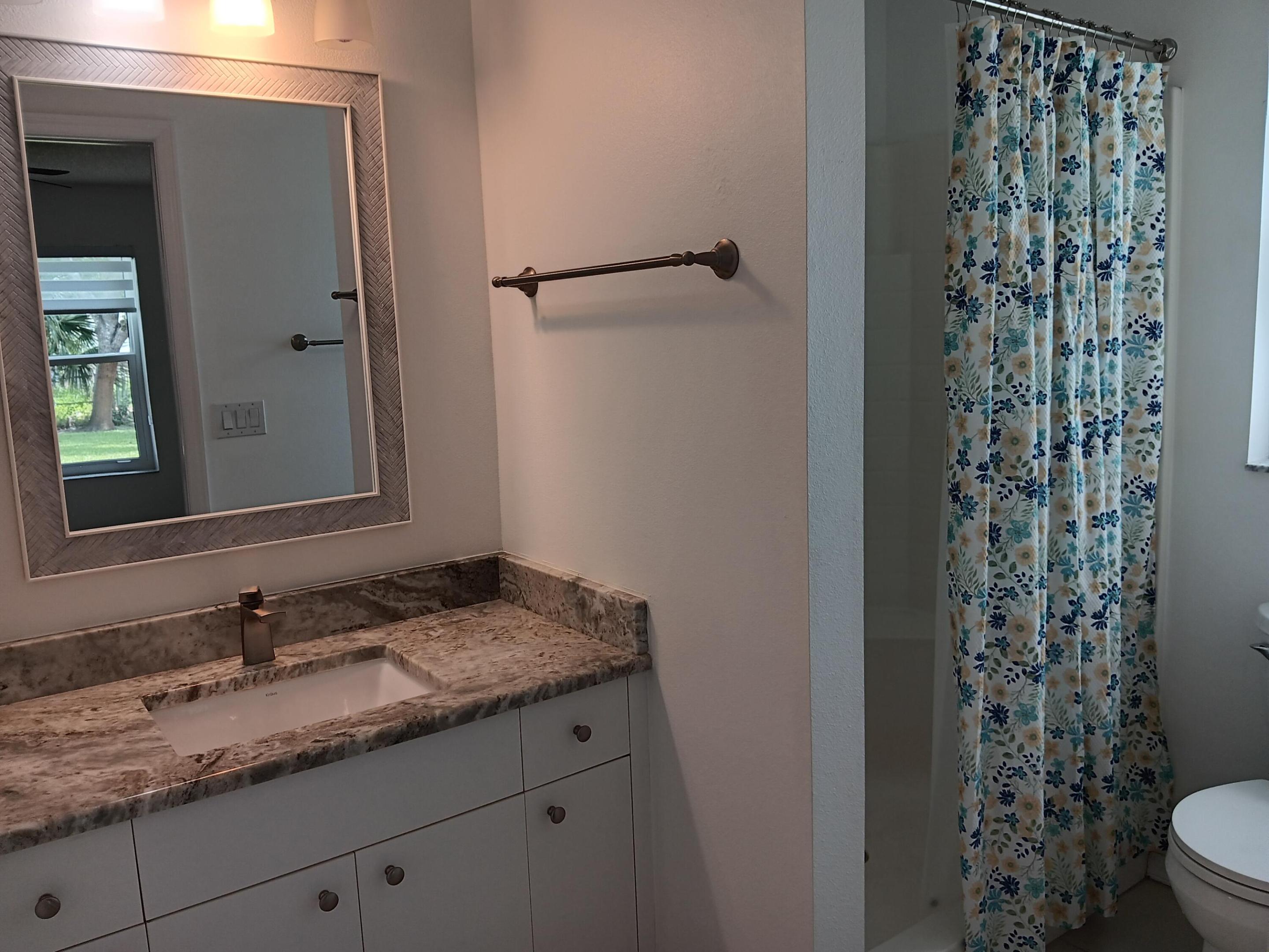 SEBASTIAN HIGHLANDS UNIT 10 - Residential Lease