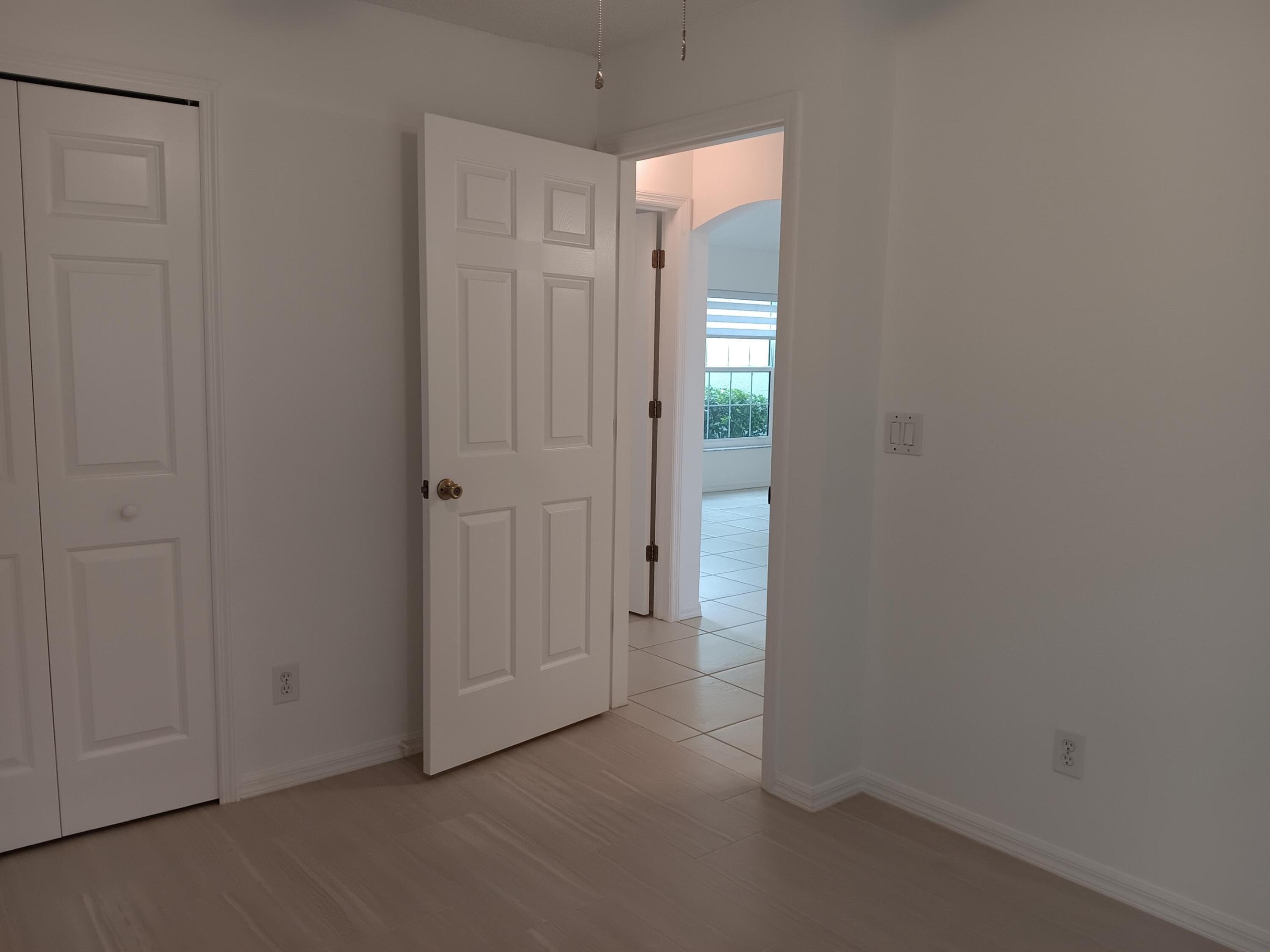 SEBASTIAN HIGHLANDS UNIT 10 - Residential Lease