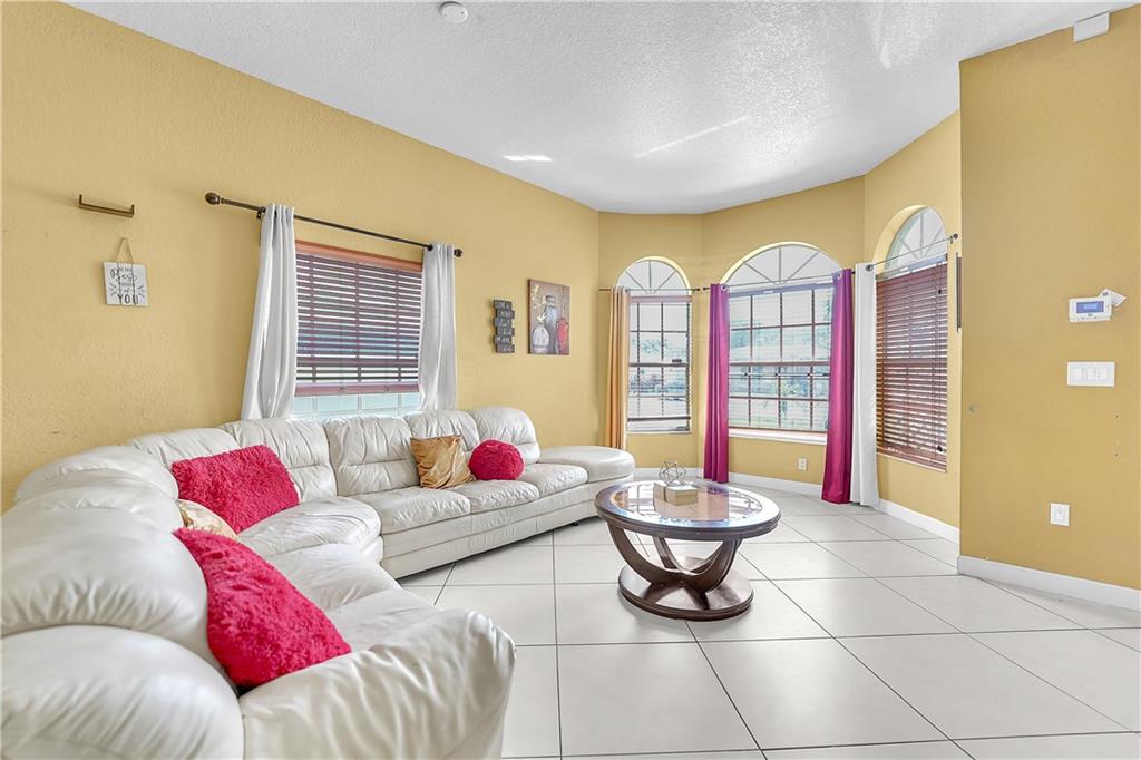 Hyde Park First Sec 26-13 - Residential