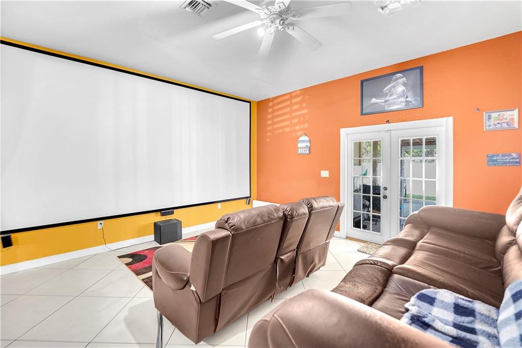 Hyde Park First Sec 26-13 - Residential