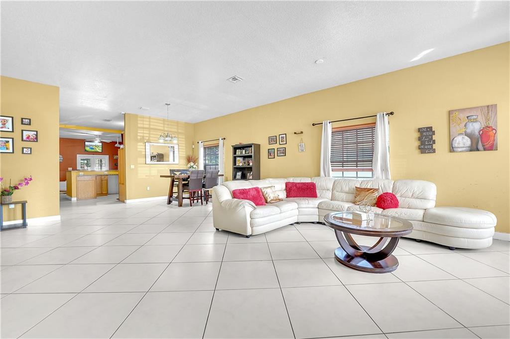 Hyde Park First Sec 26-13 - Residential