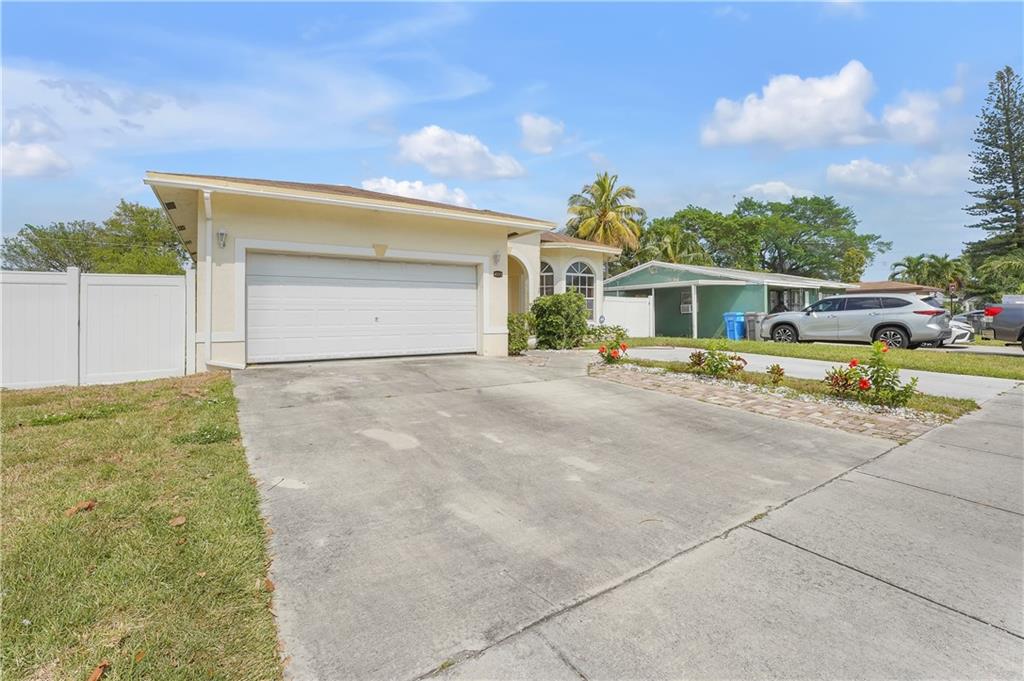 Hyde Park First Sec 26-13 - Residential