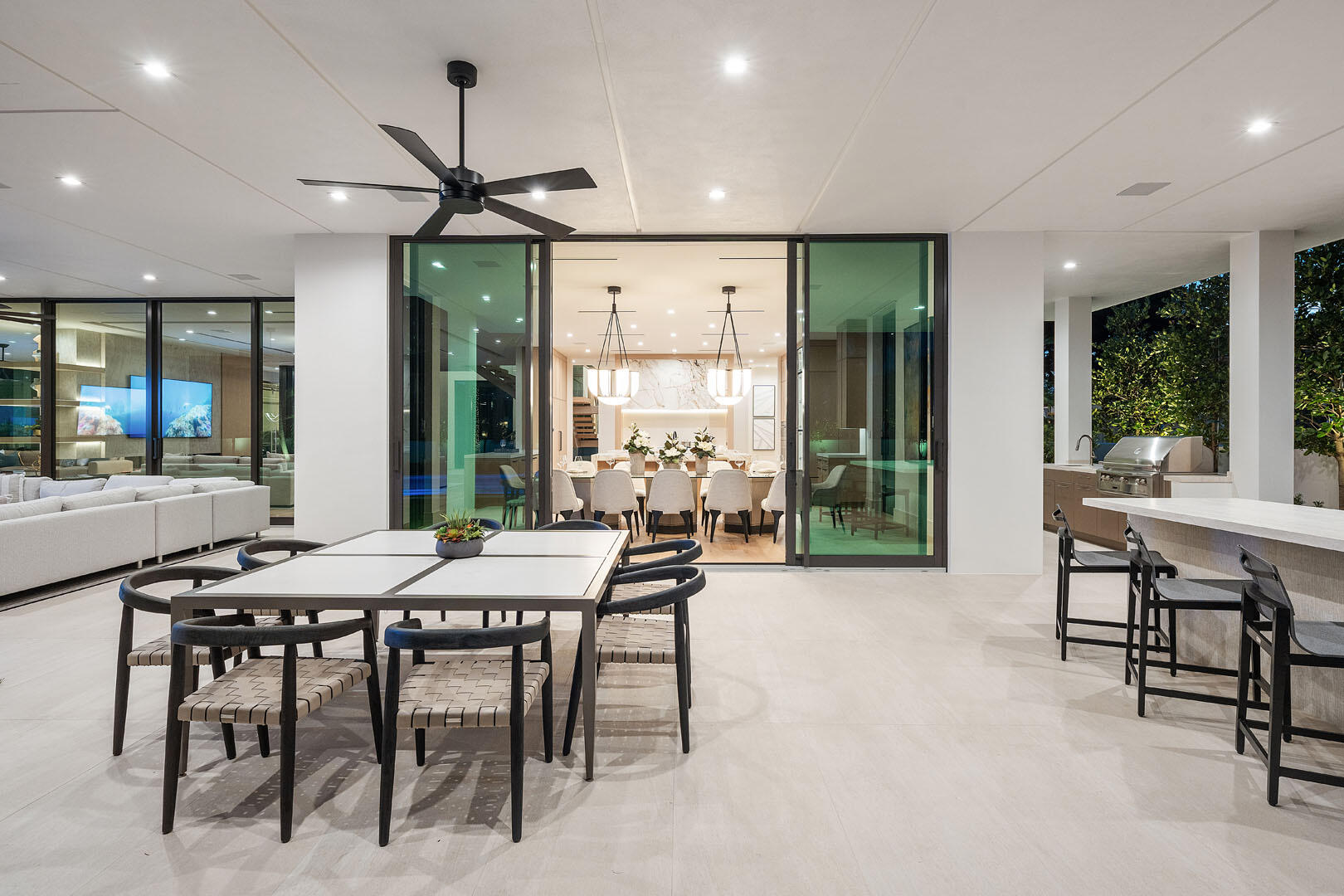 ROYAL PALM YACHT & COUNTRY CLUB - Residential