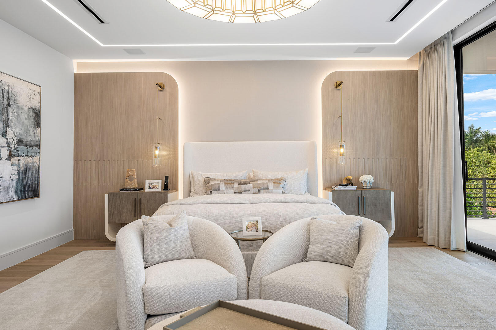 ROYAL PALM YACHT & COUNTRY CLUB - Residential