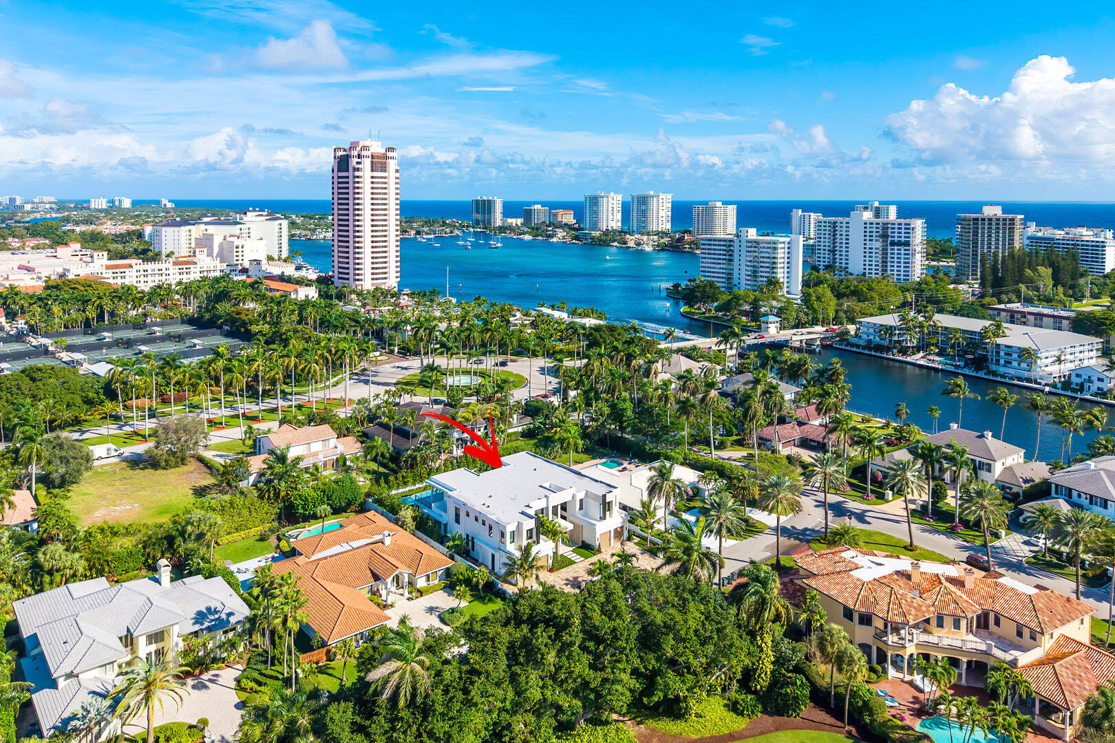 ROYAL PALM YACHT & COUNTRY CLUB - Residential