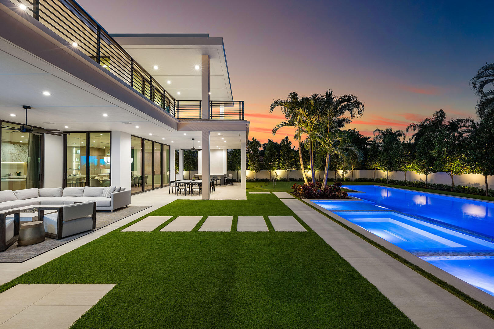 ROYAL PALM YACHT & COUNTRY CLUB - Residential