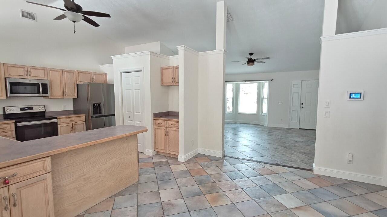 PORT ST LUCIE SECTION 30 - Residential