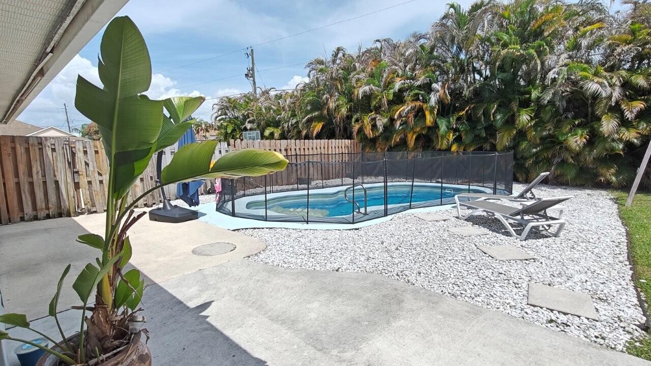 PORT ST LUCIE SECTION 30 - Residential
