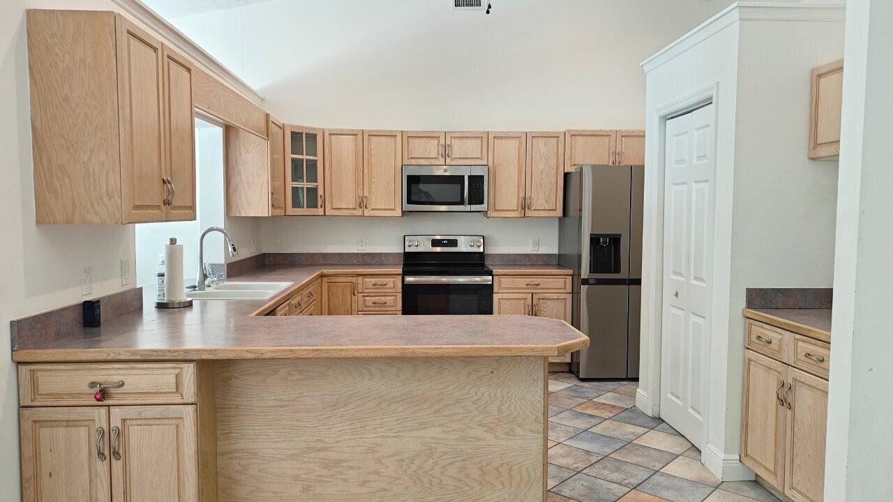 PORT ST LUCIE SECTION 30 - Residential