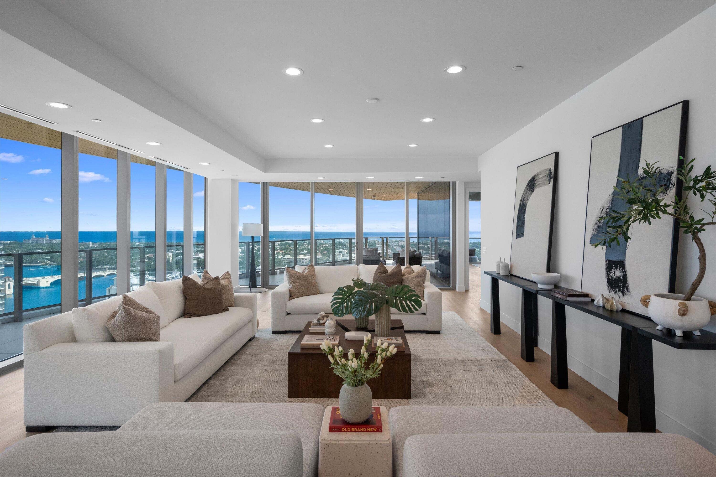 FORTE RESIDENCES CONDO - Residential