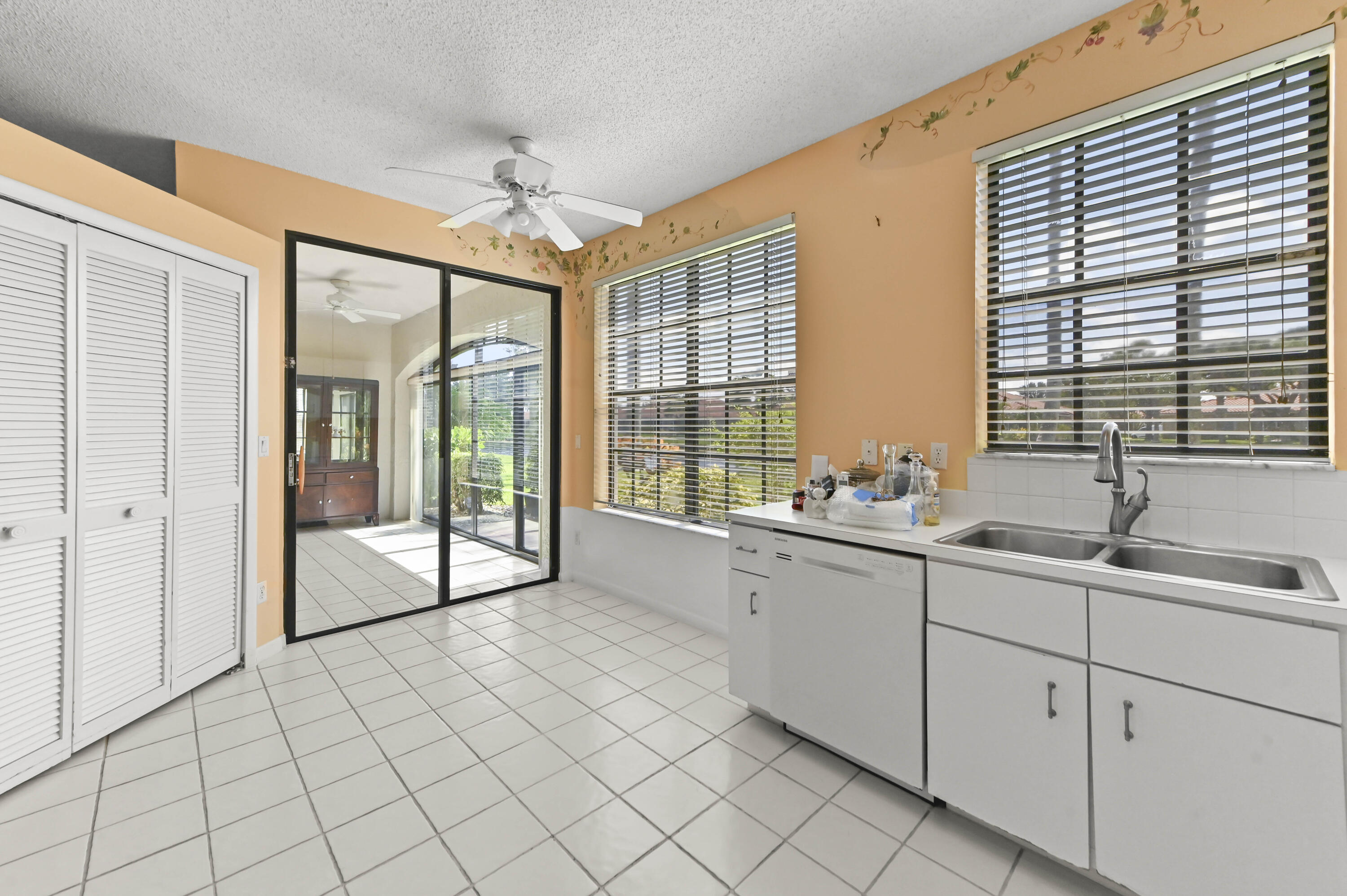 COVES AT PARKWALK - Residential