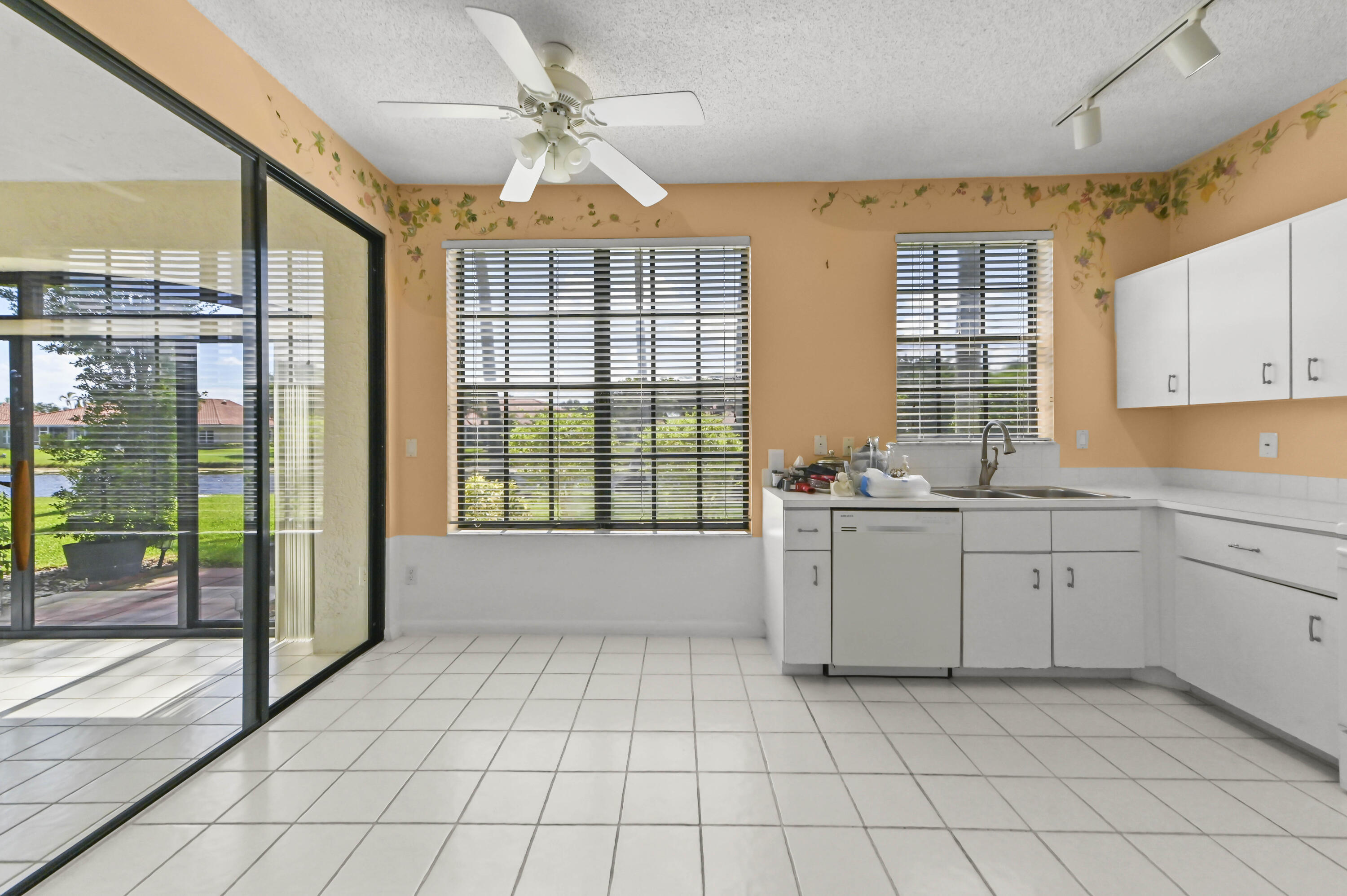 COVES AT PARKWALK - Residential