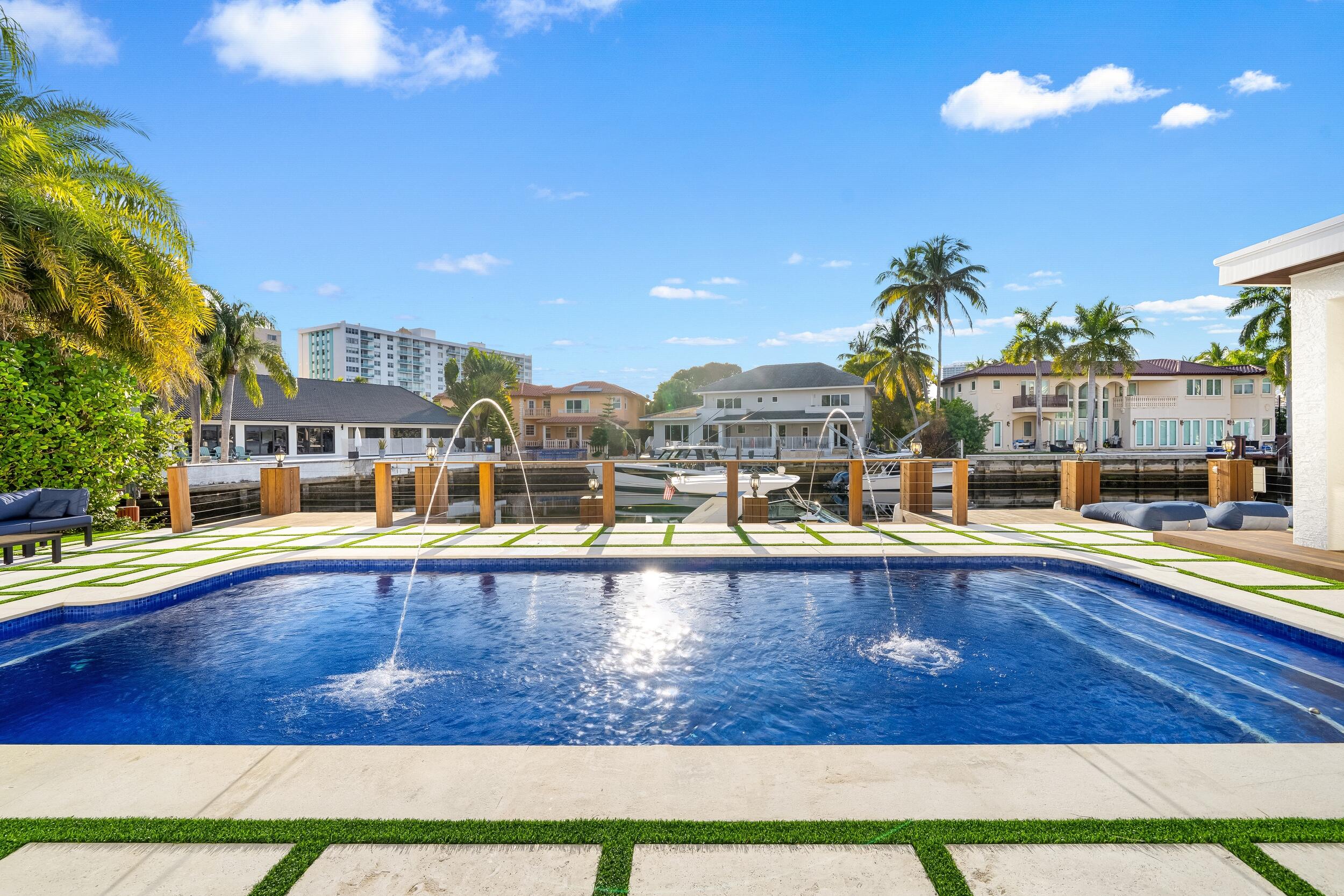EASTERN SHORES - Residential