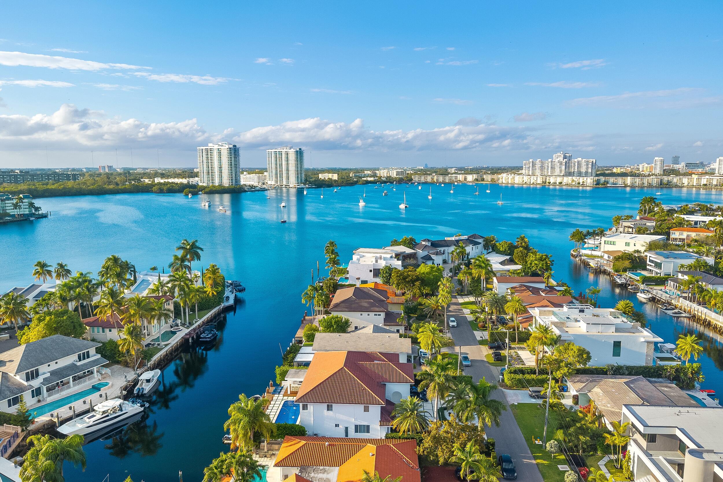 EASTERN SHORES - Residential