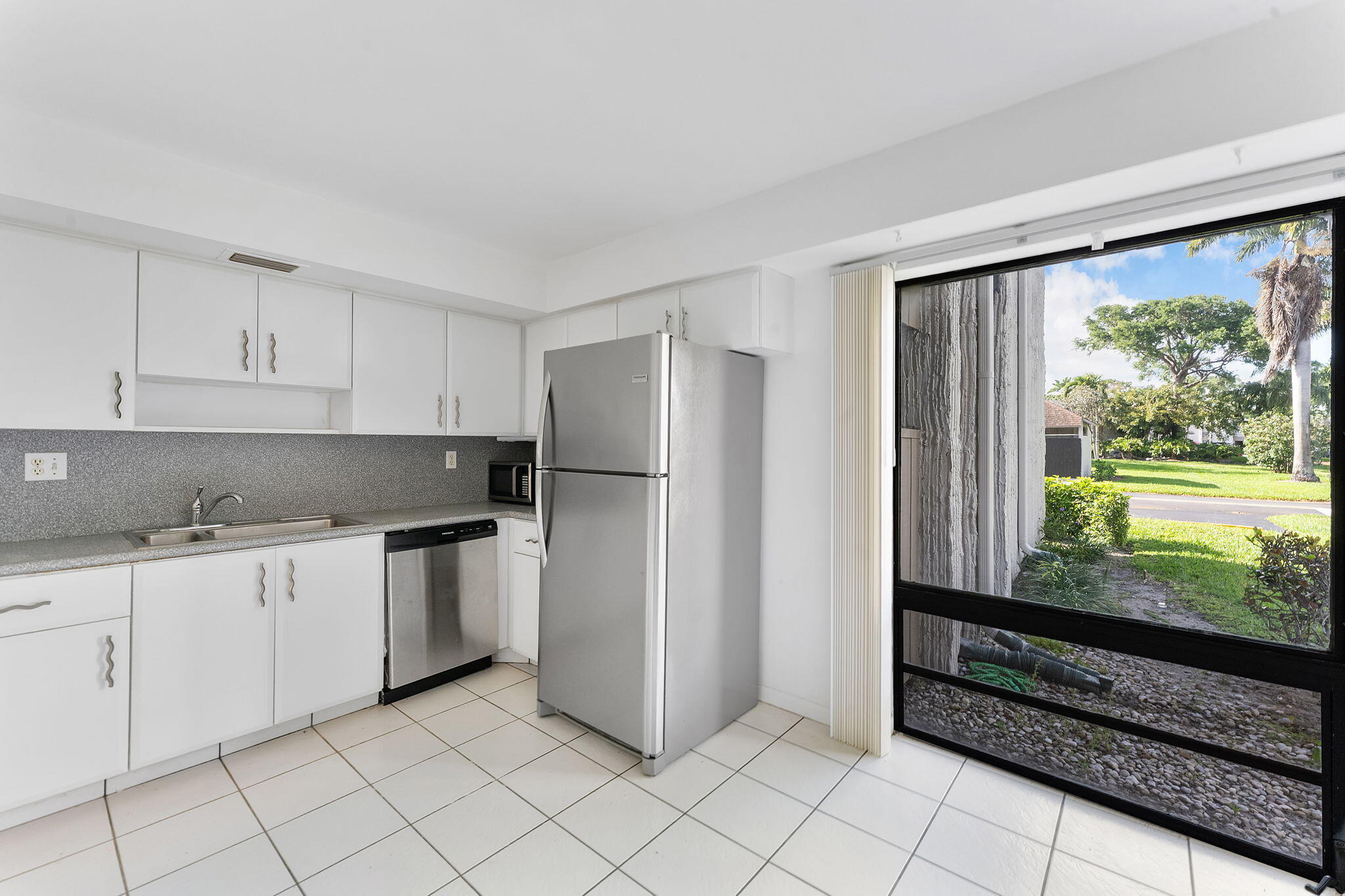 WOODHAVEN CONDO - Residential