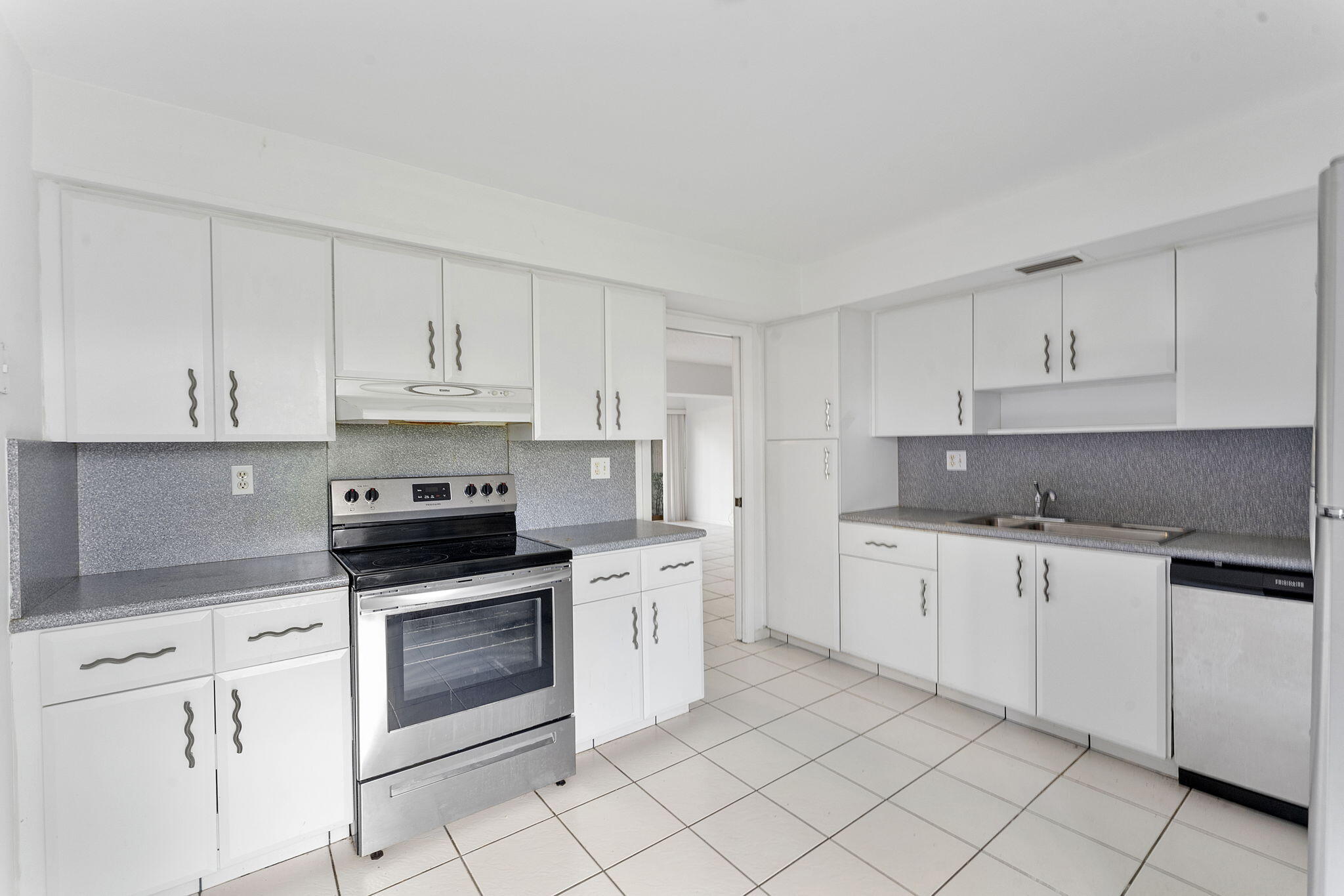 WOODHAVEN CONDO - Residential