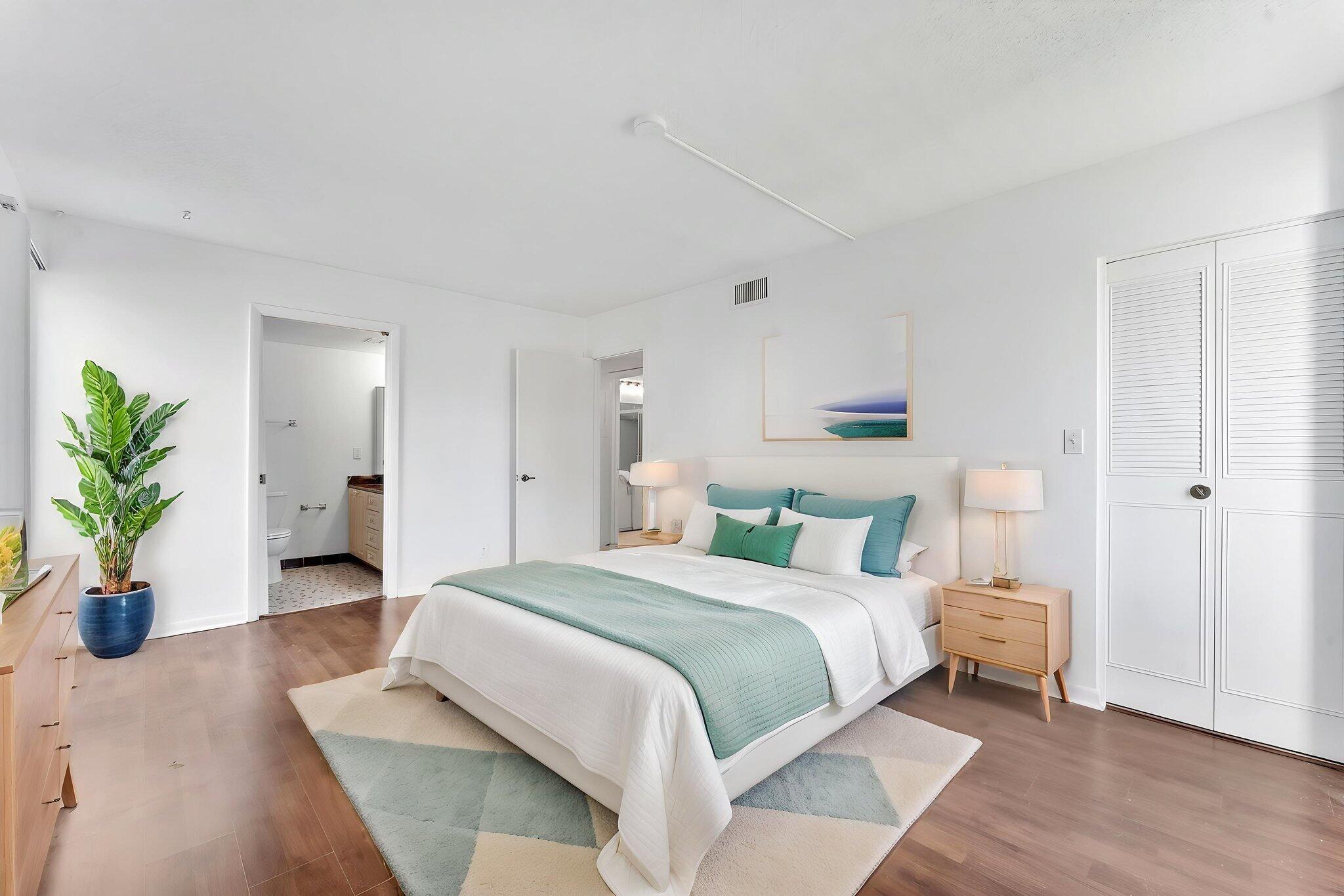 WOODHAVEN CONDO - Residential